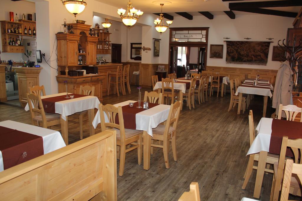 Hotel Encian Rajecké Teplice Extérieur photo